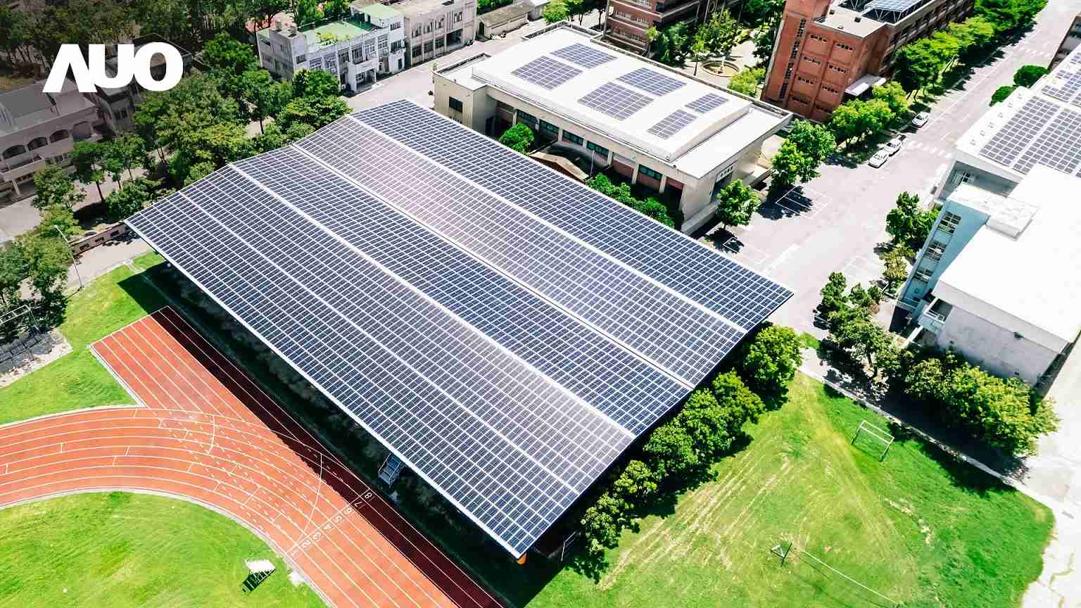 口袋牛店SunSteel光电整合型浪板具备快速安装、、、、轻量化优势，，，，可提升15%发电效能，，，，通过国际IEC与台湾VPC认证安全、、防漏、、、、耐候标准